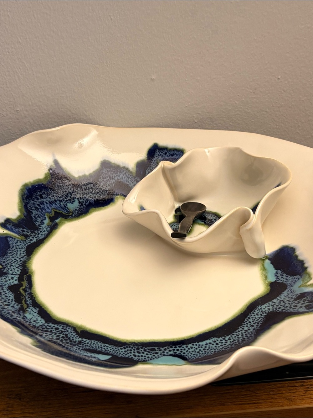 Handcrafted White Ceramic Decorative Bowl with Blue-Green Accent - Unbranded